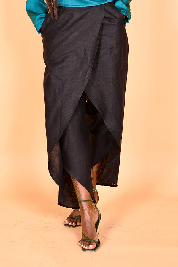 Chic Asymmetric Tulip Hem Pants