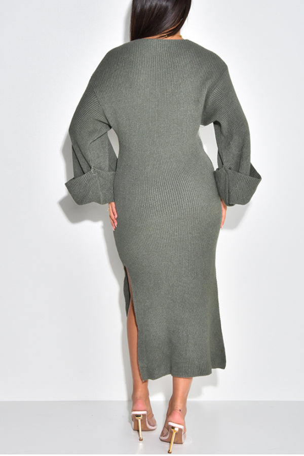 Elegant V-Neck Trumpet Sleeve Split Hem Dress