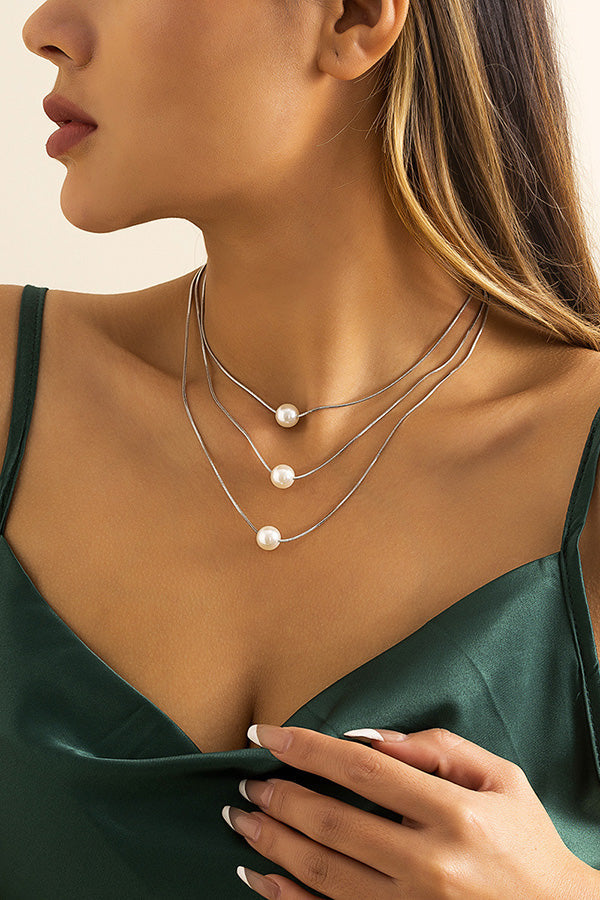 Layered Wear Faux Pearl Pendant Necklace
