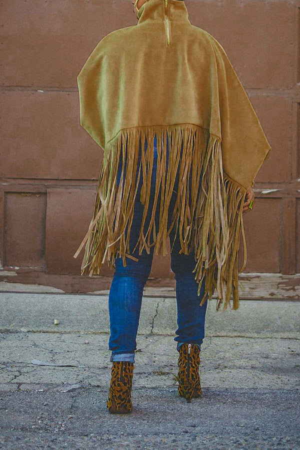 Stylish Tassel Hem Batwing Sleeve Cape