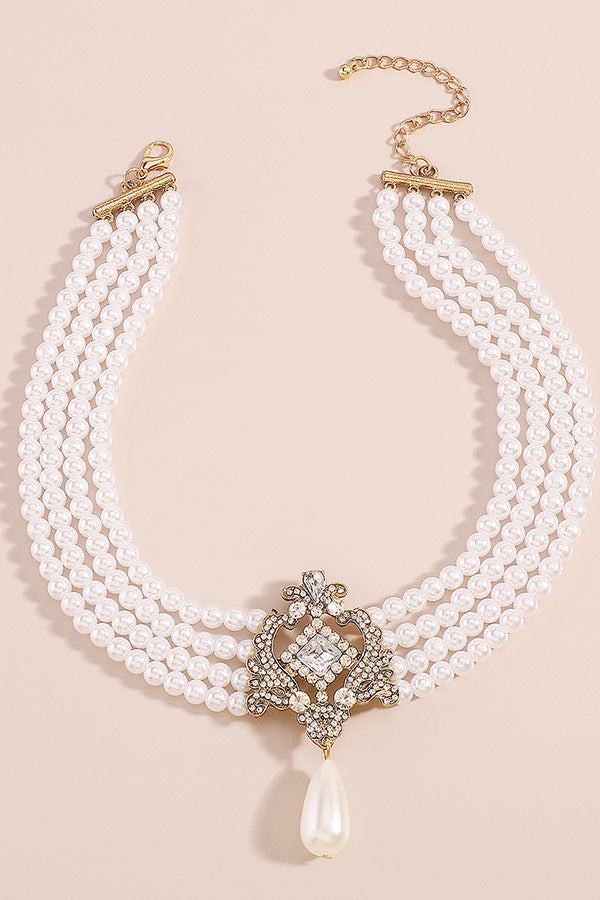 Retro Light Luxury pearl necklace